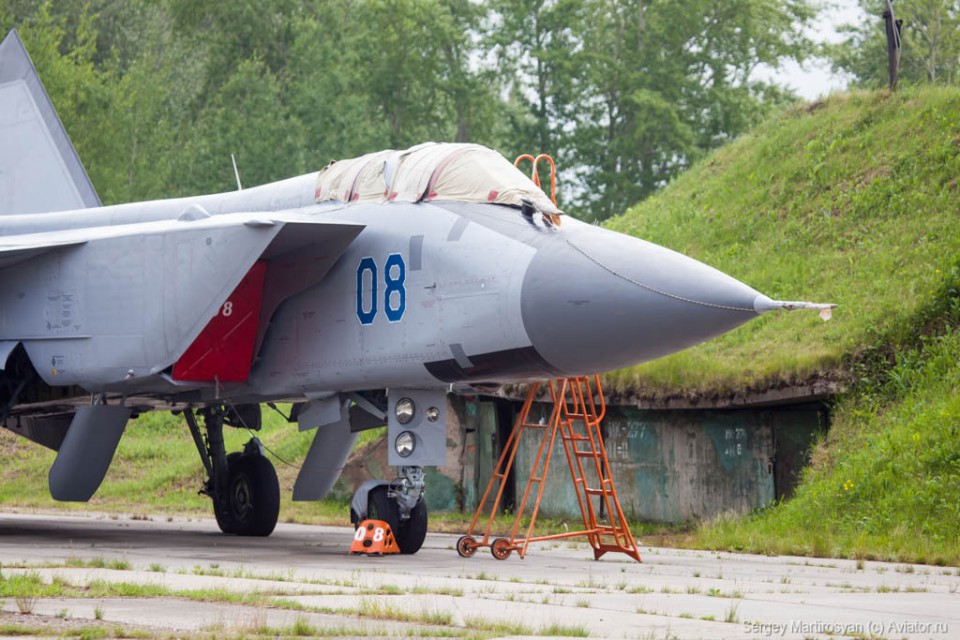 МиГ-31 предназначен для перехвата